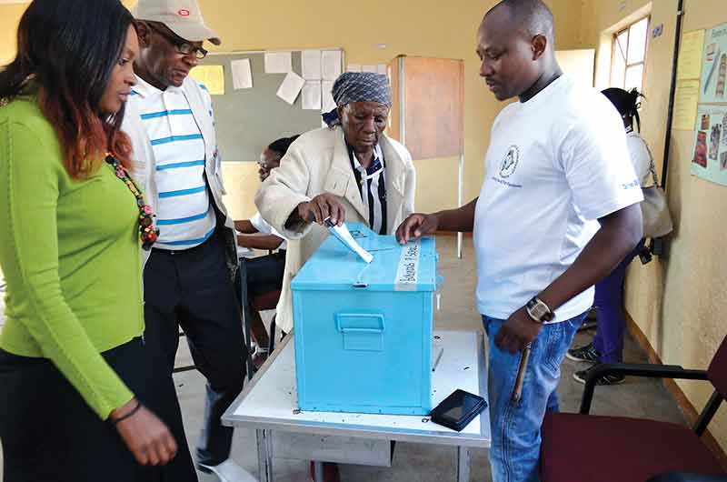 people voting