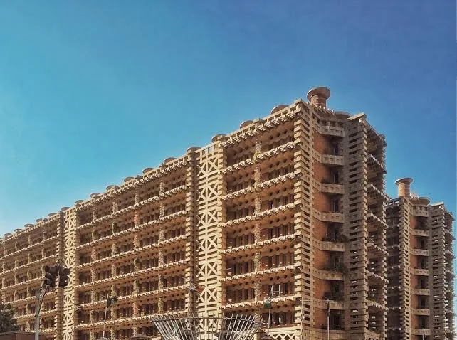 Great Mosque of Djenné, Mali: A Timeless Marvel Inspiring Sustainable Architecture Globally 4 Passive Cooling and Climate Adaptation
