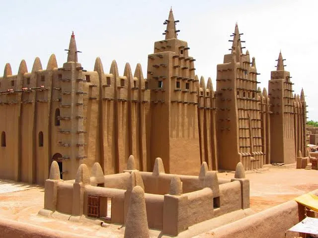 Great Mosque of Djenné, Mali: A Timeless Marvel Inspiring Sustainable Architecture Globally 2 A Symbol of Resilience and Community