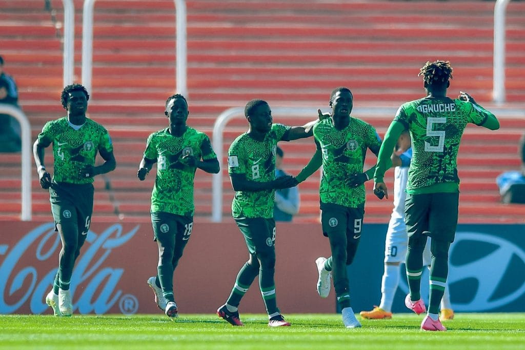 u20