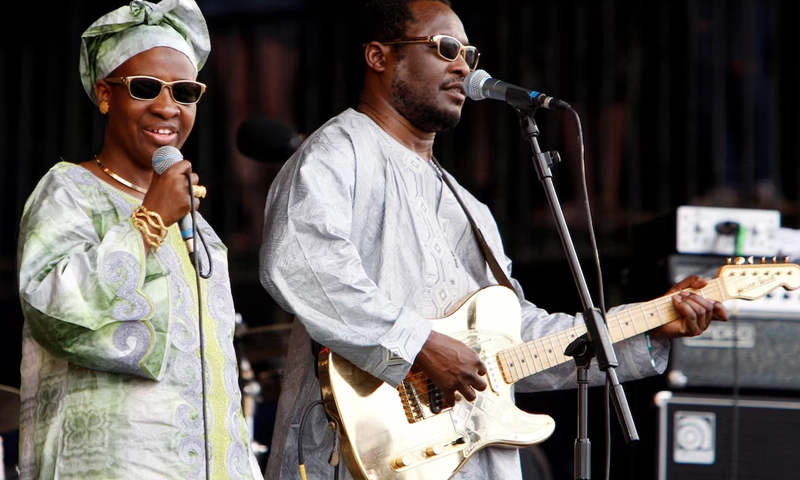 Malian Guitarist Amadou Bagayoko