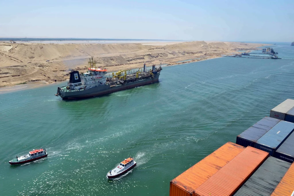 07Suez web superJumbo